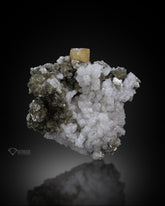 Microlite on Albite with Muscovite from Gilgit Baltistan Province, Pakistan