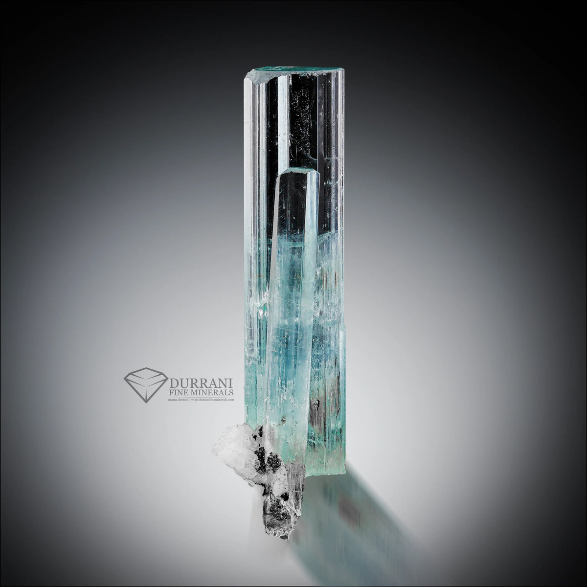 Beautiful Gemmy Aquamarine crystal combine with Albite