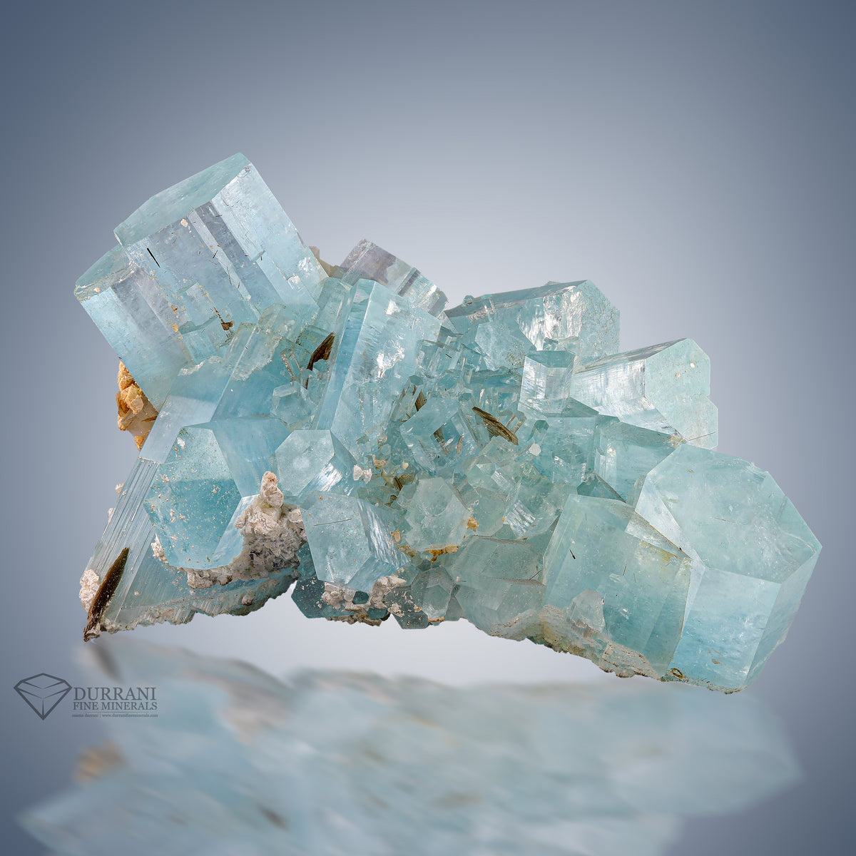 Beautiful Bunch of Aquamarine with Mica.