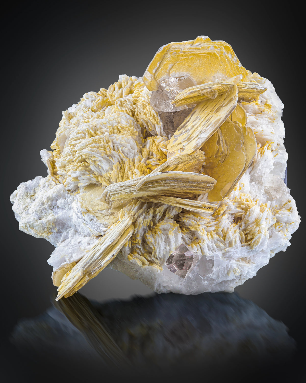 Topaz combine with Muscovite Mica perched on cleavelandite matrix