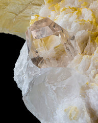 Topaz combine with Muscovite Mica perched on cleavelandite matrix